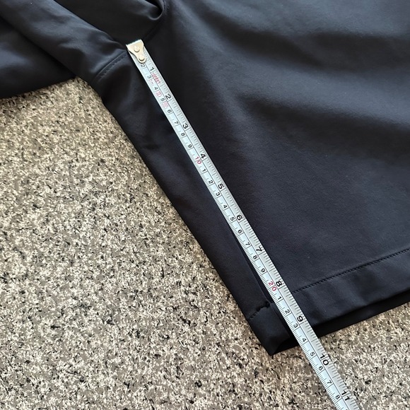 Under Armour Golf Shorts Men's 36 Black Flat Front Chino Stretch 9" - Picture 9 of 9